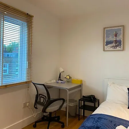 Private Rooms Near Euston Station, Central Лондон Экстерьер фото