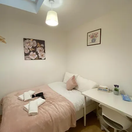 Private Rooms Near Euston Station, Central Лондон Экстерьер фото