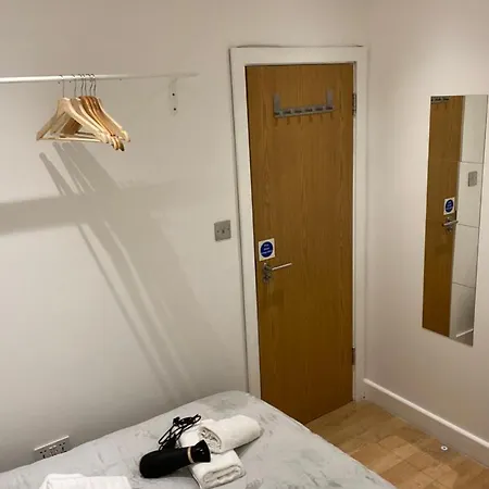 Private Rooms Near Euston Station, Central Лондон Экстерьер фото