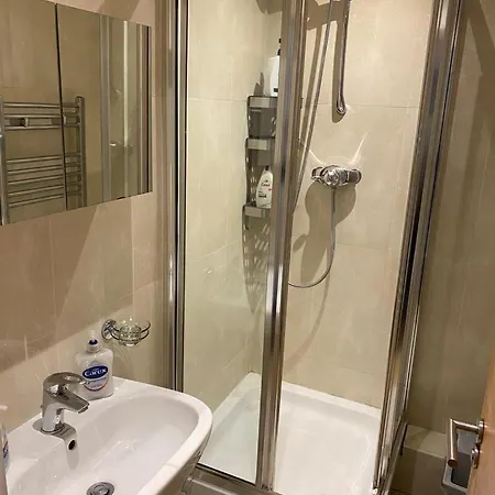 Private Rooms Near Euston Station, Central Лондон Экстерьер фото