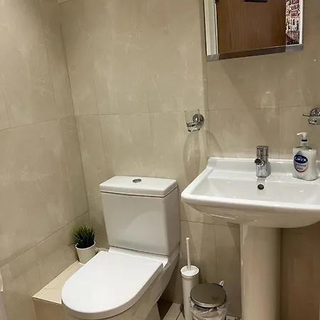 Private Rooms Near Euston Station, Central Лондон Экстерьер фото
